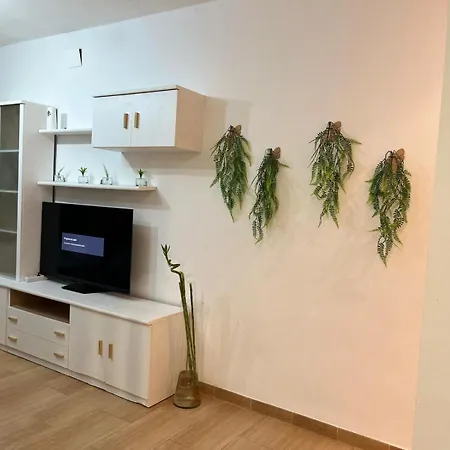 White-moon Apartment